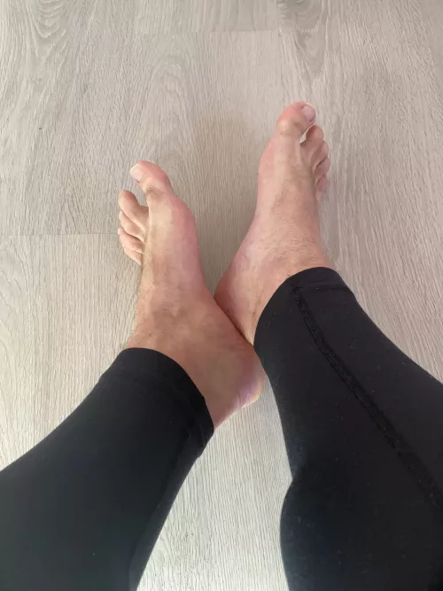 Any love ? by gym_muscle_boy