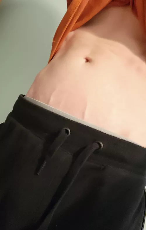 Any love for a shy 5'3 105lb twink? by YourSmolGuy