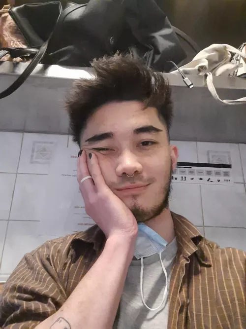 Any new games I should pick up for the Switch? Winter is a downer by pikapikabishhh