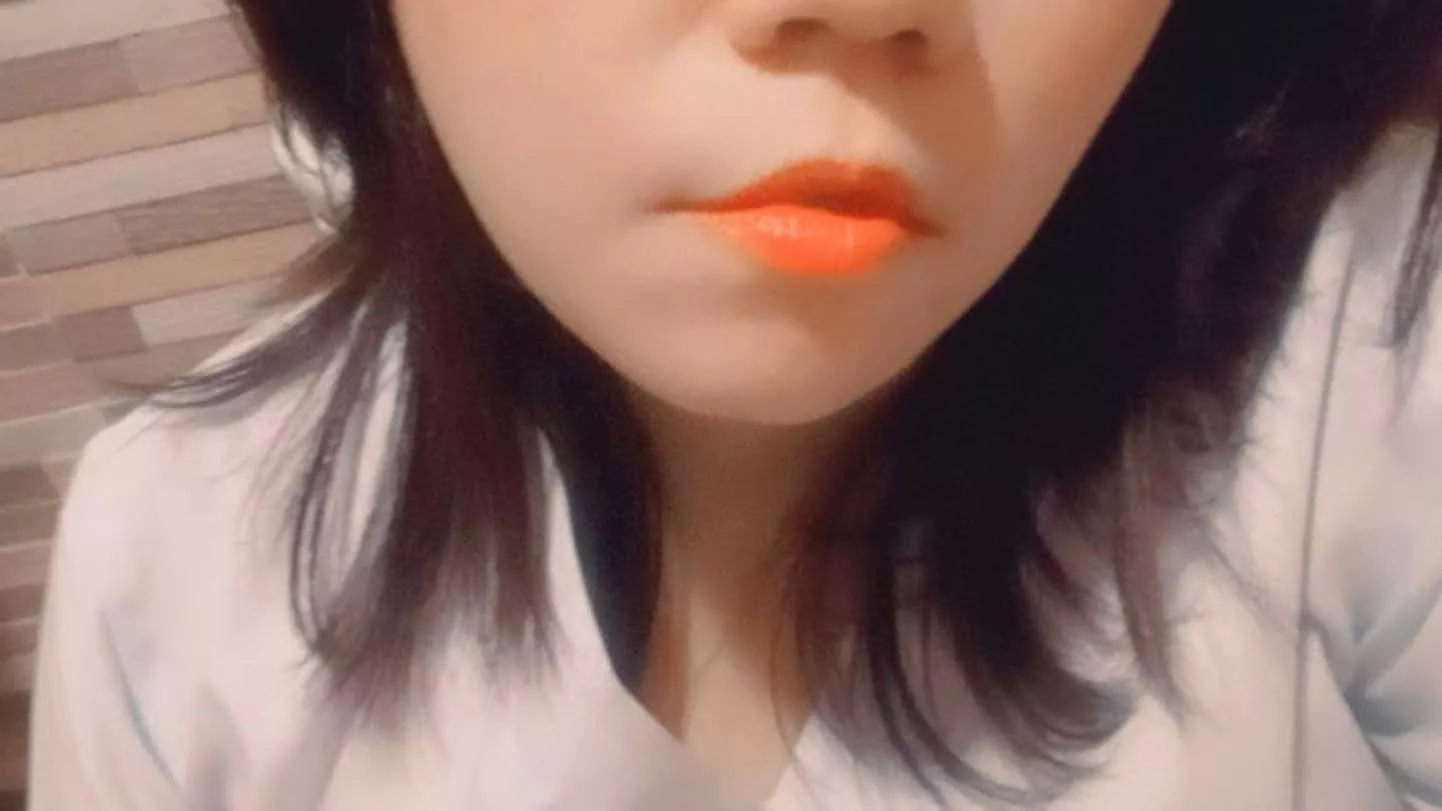 Any of you fine ladies like to taste my Filipina lips? I know I'd love to taste yours 😘 posted by SweetCherryPie87