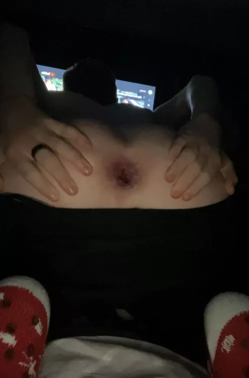 any older daddy’s want this ass hmu;) by whatyousayinbruh