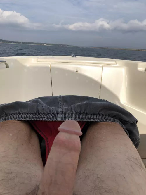 Any real women doing any real exhib/flashing anymore or, more importantly, anywhere?? by grayhippy