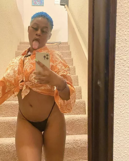 Any room for an Ebony milf ? by Geminibabyonlybands