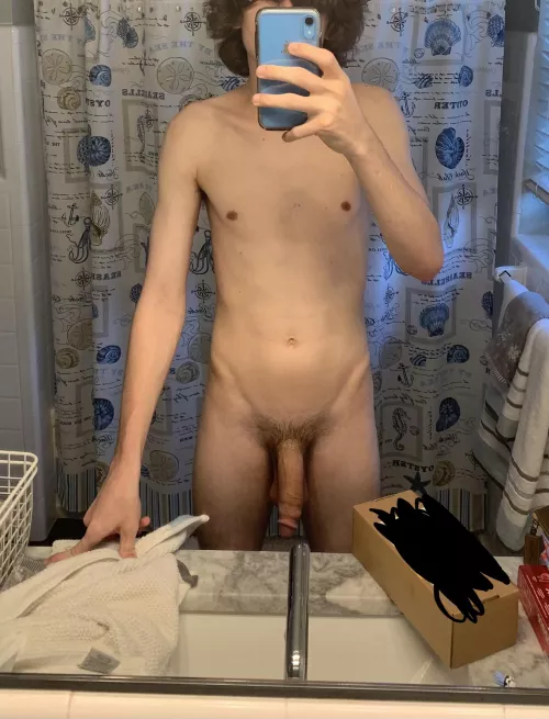 Any smooth boy wanna take my 18yo dick by thebigoneandonly