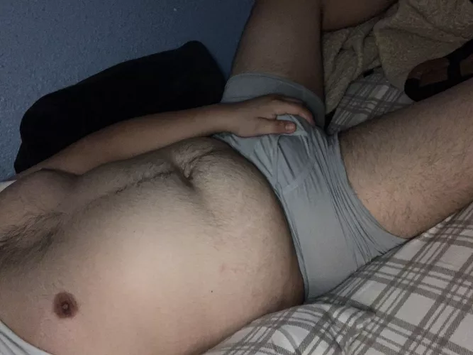 Any SoCal dudes wanna cuddle ? ;) by Typical_Double_6112