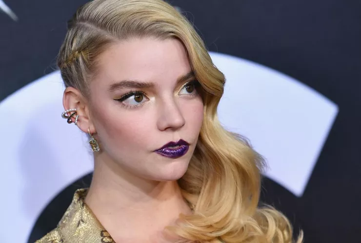 Anya Taylor Joy is such a goddess, I’d live to jerk with a bud by TrLALA