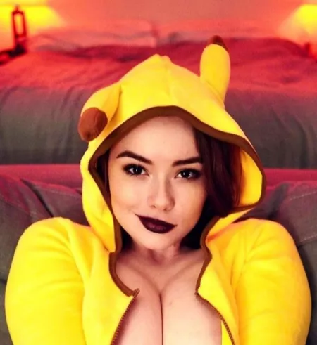 Anybody got the full picture? She said it's on her OF by TrueLoan320