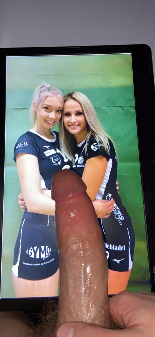 Anybody have any female athletes I can do this too? kik: usefbing by bingbongbong777