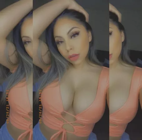 Anybody have her juicynessy ??? by Quirky_Association28