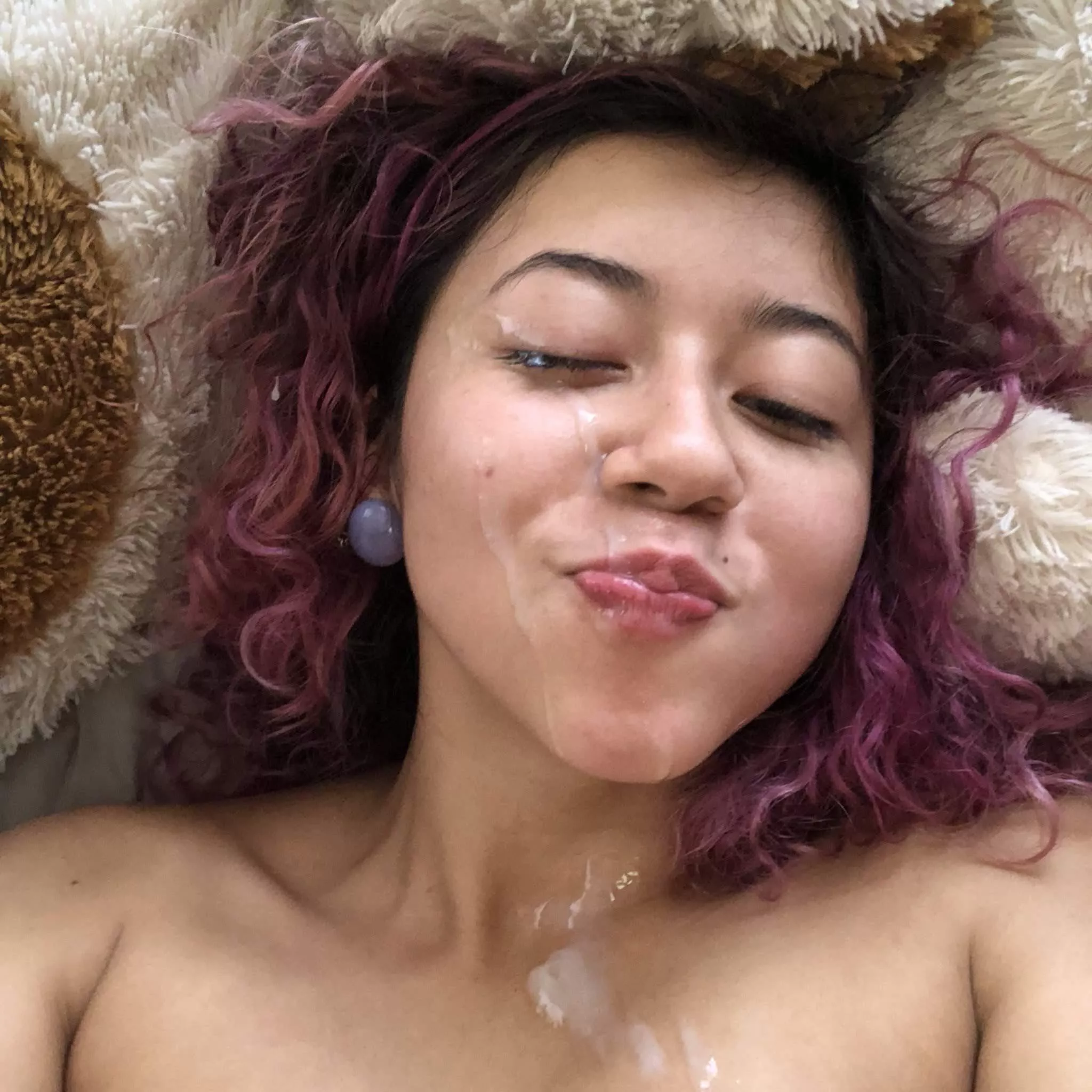 Anybody know who this is? posted by fapping819