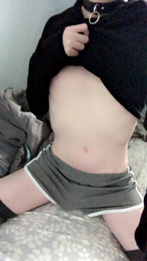 Anybody wanna cuddle? 🥰 by twinkinator5000