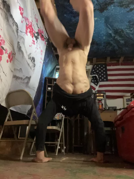 Anybody wanna press so[M 31]e rosin with me? by RoyalratMafia