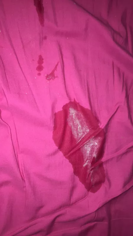 Anybody want a girl who both squirts and creams? 🥺🤤 by mahonrac000