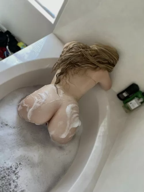 Anybody want to come join me? 😏 by Maylee3010