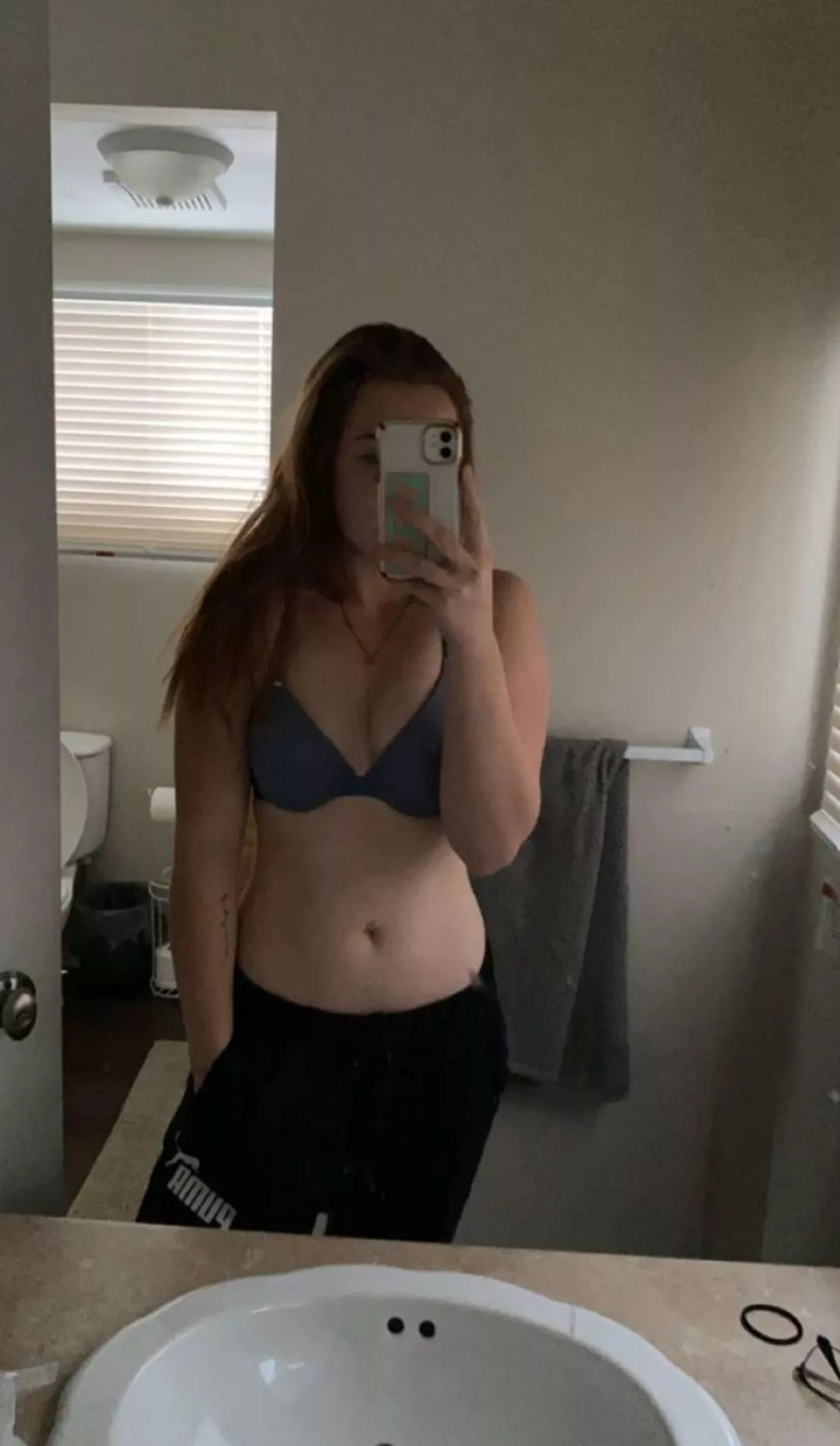 Anybody want to make my weekend less boring 🙈 posted by Mackk_29