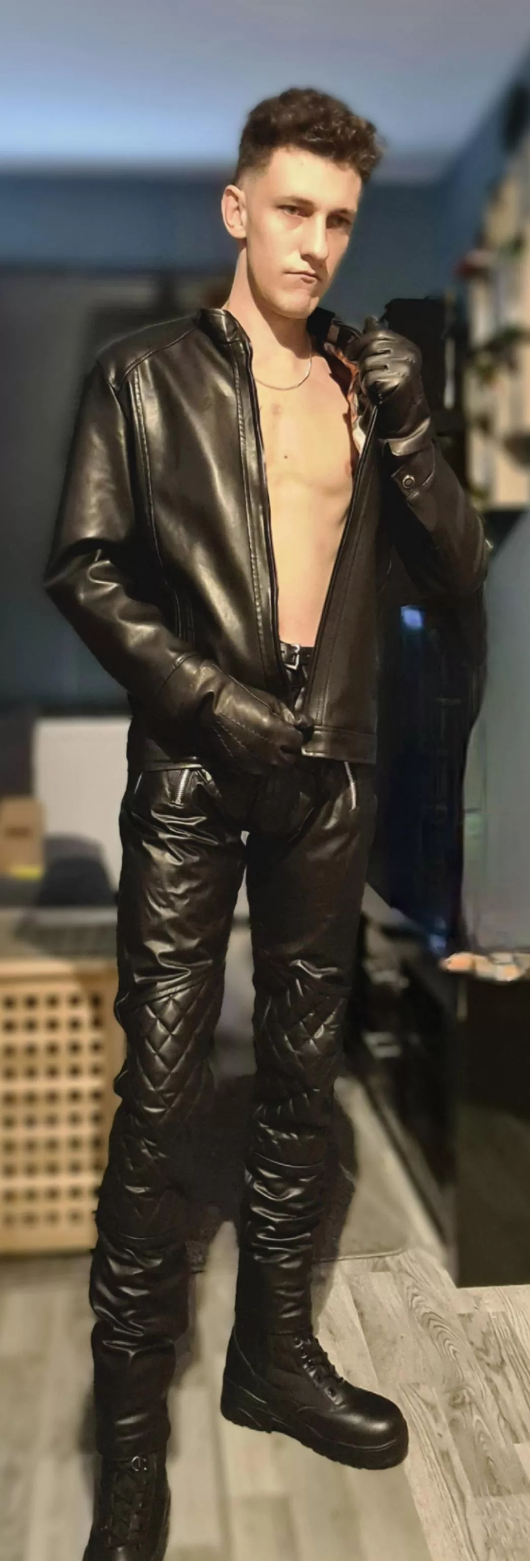 Anyone? posted by BitchBoy4Fem