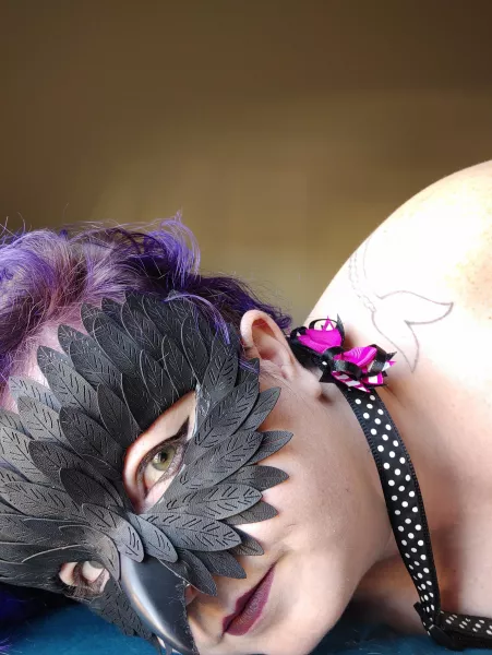 Anyone brave enough to collar this pretty bird? I bite 😈 by teecikitty