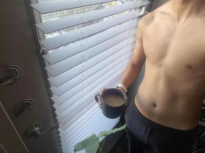 Anyone down for Apex? DM me. by texastw1nk