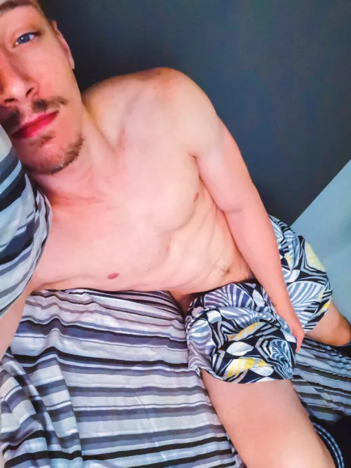 Anyone down to cuddle? 🥺 by might_be_right_99