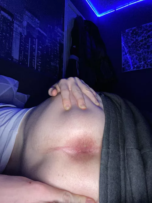 anyone down to gape me? by whatyousayinbruh