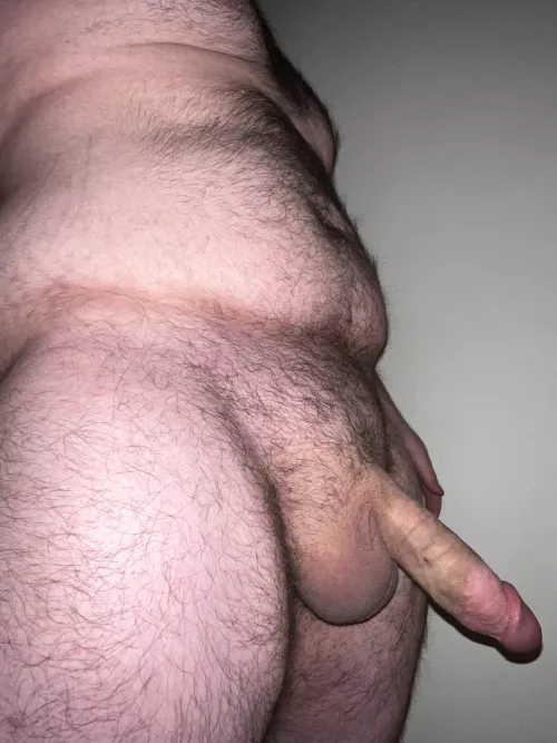 Anyone down to get some carpet burned knees? by eggplantemoji69420