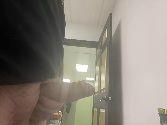 Anyone else get bored at work by swtatdaddy