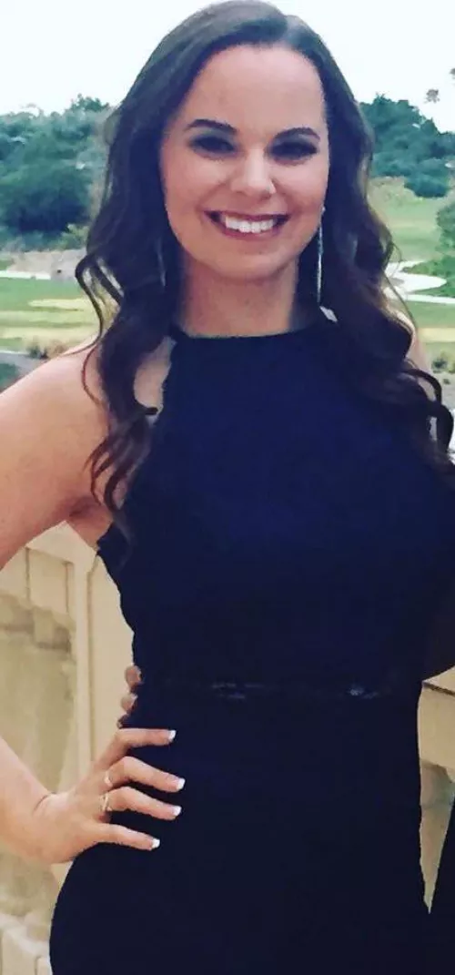 anyone else get off to the thought of their wife being recognized. kik weiman123456789 by weiman12345