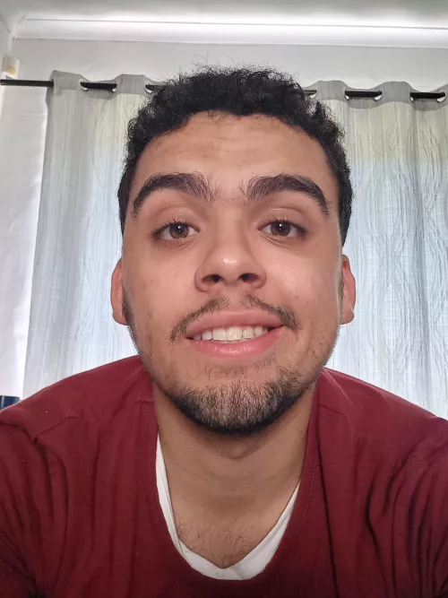 Anyone else going into valentines day single? 🕺 by Electronic-Issue-622