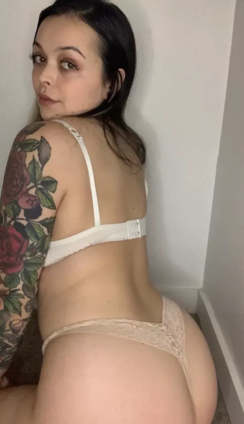 Anyone else happy it’s Friday?😇 by pnwhappy024