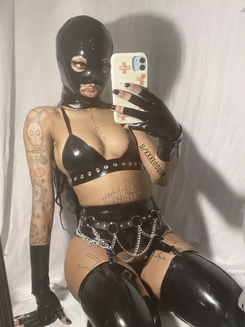 Anyone else have a rubber addiction? 🖤 by xxxenovia
