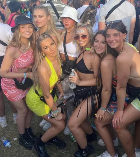 Anyone else interested in yellow? by DontWorryWeGood