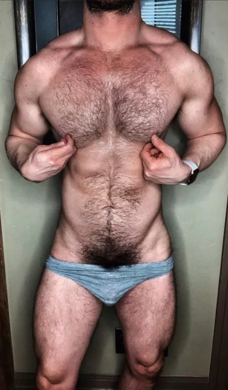 Anyone else love men like this? Not sure who this is, but I just love a hairy man. And look at that bush he has!!! Wow! by cam_8908