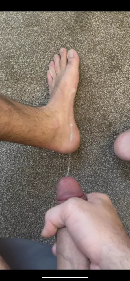 anyone enjoy licking cum off size 13’s?😈 by haslub99