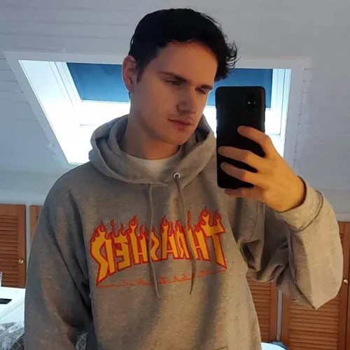 Anyone fancy a skater boy?❤️ by jason131855