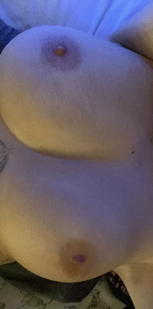 Anyone from pa wanna come fuck me by h03x