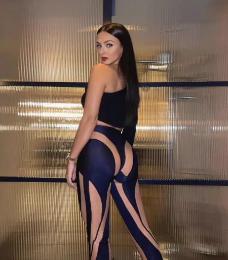 Anyone got chav server or love island server by IcyReveal3238