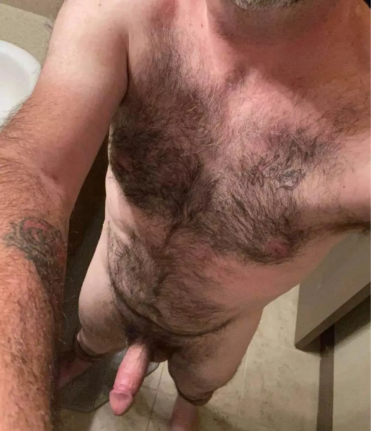 Anyone in Tampa area wanna go to Bucs vs Falcons game with me Sunday? I got an xtra ticket. My info on bio - let’s play receiver of our own after too! Hit me up. posted by dlstpete