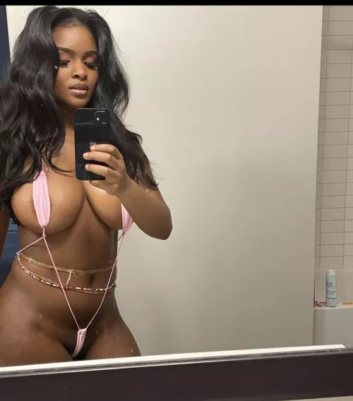 Anyone into all natural Ebonys ? 🥺👉🏾👈🏾 by Charisma321