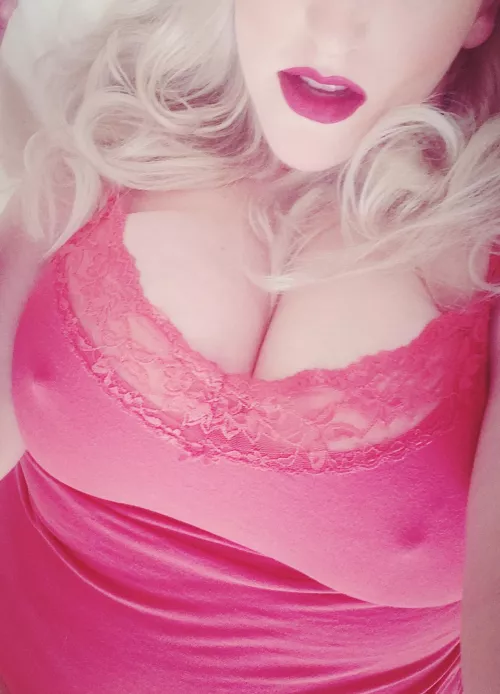 Anyone into blonde, nerdy, secret vixens with massive cleavage? by MissEllaTheBella