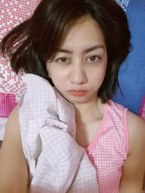 Anyone into filipina? by lestalcohol