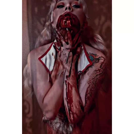Anyone into sexy horror? I used chocolate to edit this and I’m pretty proud of my work🥲 by Princesslillyof