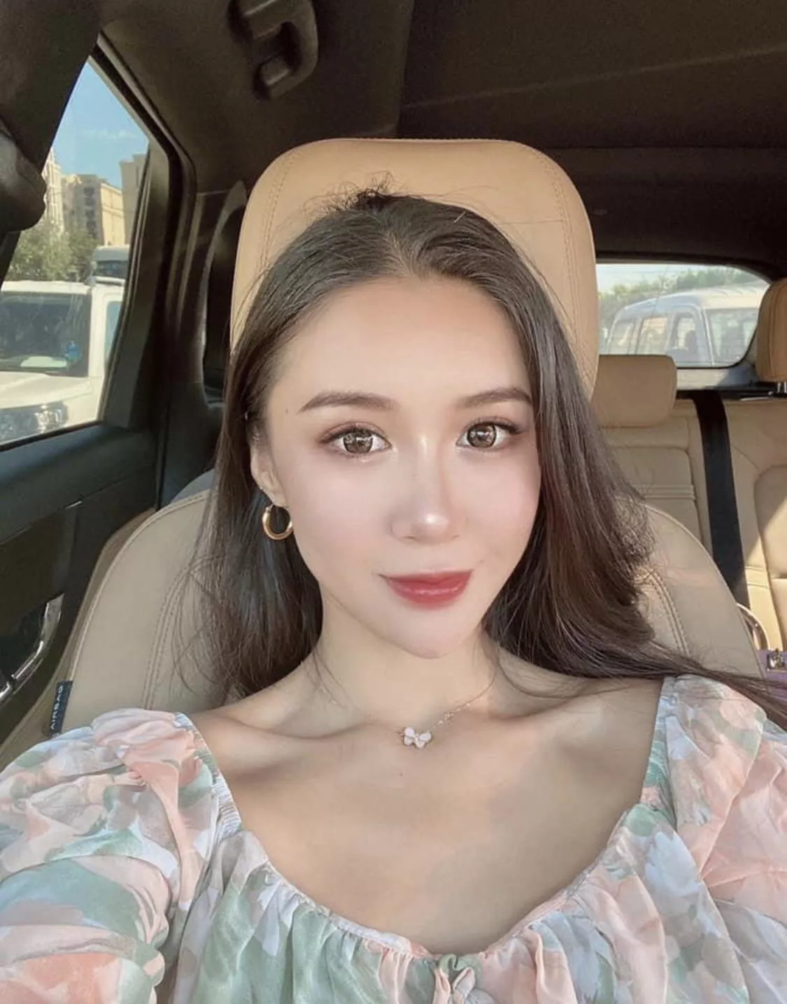 Anyone know her name? posted by Pretend-Ad1460