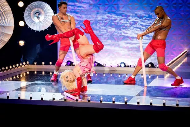 Anyone know the name of the backup dancer on the right? posted by IdolDream