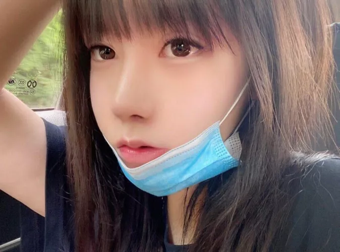 Anyone know who she is? Thanks in advance