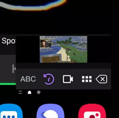 Anyone know why this does this? by _luv-bug_