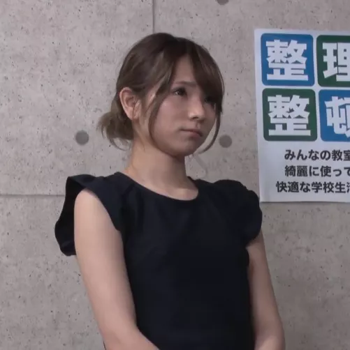 Anyone knows the actress? by discovery_seaman