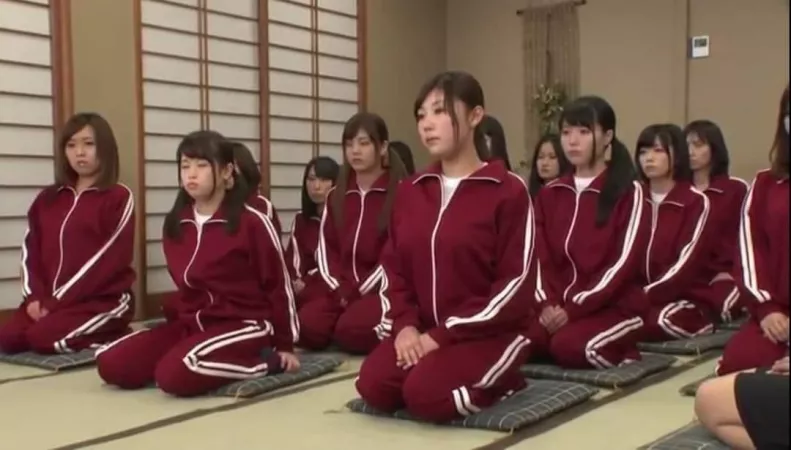 Anyone knows the code? Thanks by Aggressive-Appeal-82