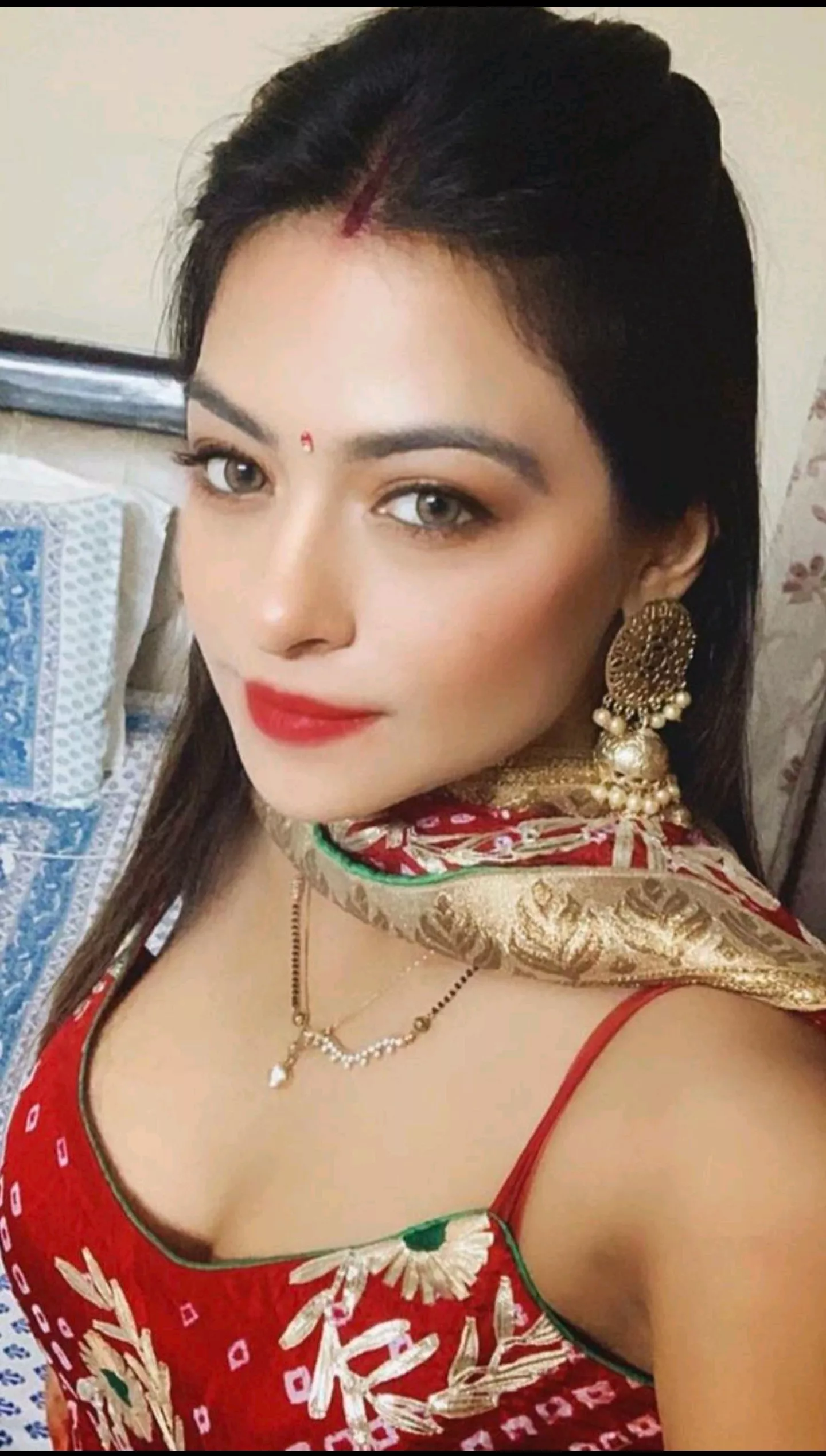 Anyone knows who she is? I believe I've her nude or two. Still marking NSFW for caution lol posted by QueenDagmar