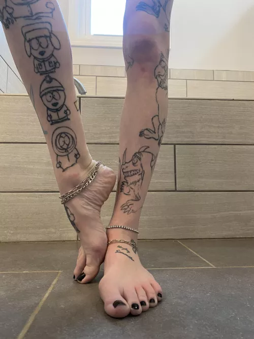 Anyone like arches? by Tattooedfeetsies