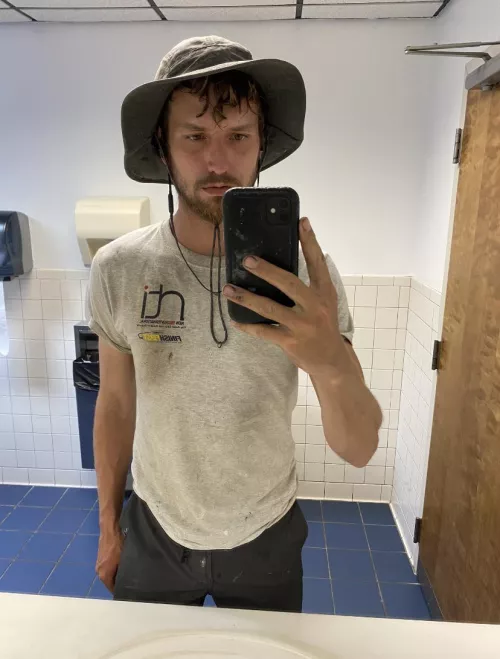 Anyone like blue collar guys? I feel like sometimes people look down on me for having a career where I work with my hands by Hunter_explores